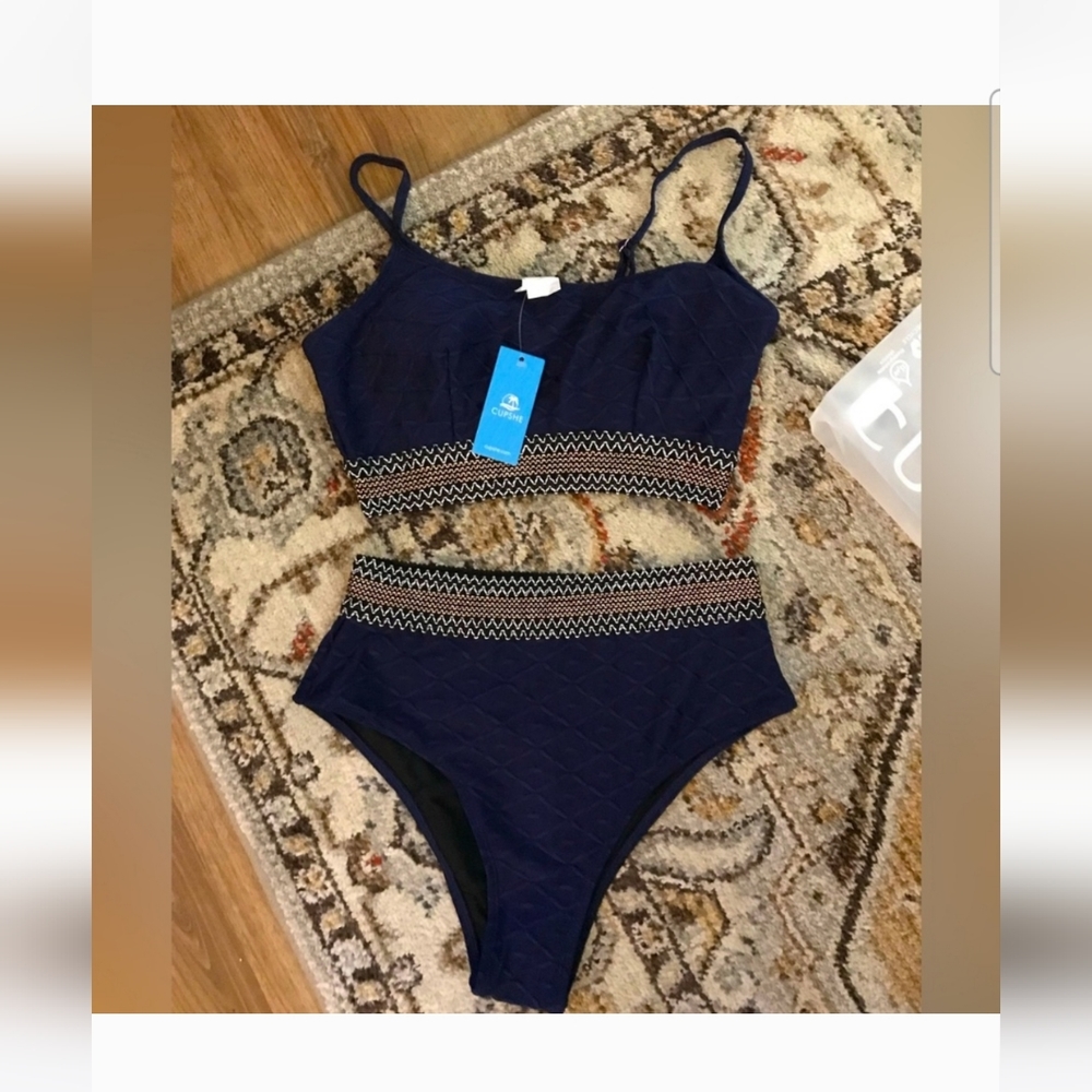 Swim suit